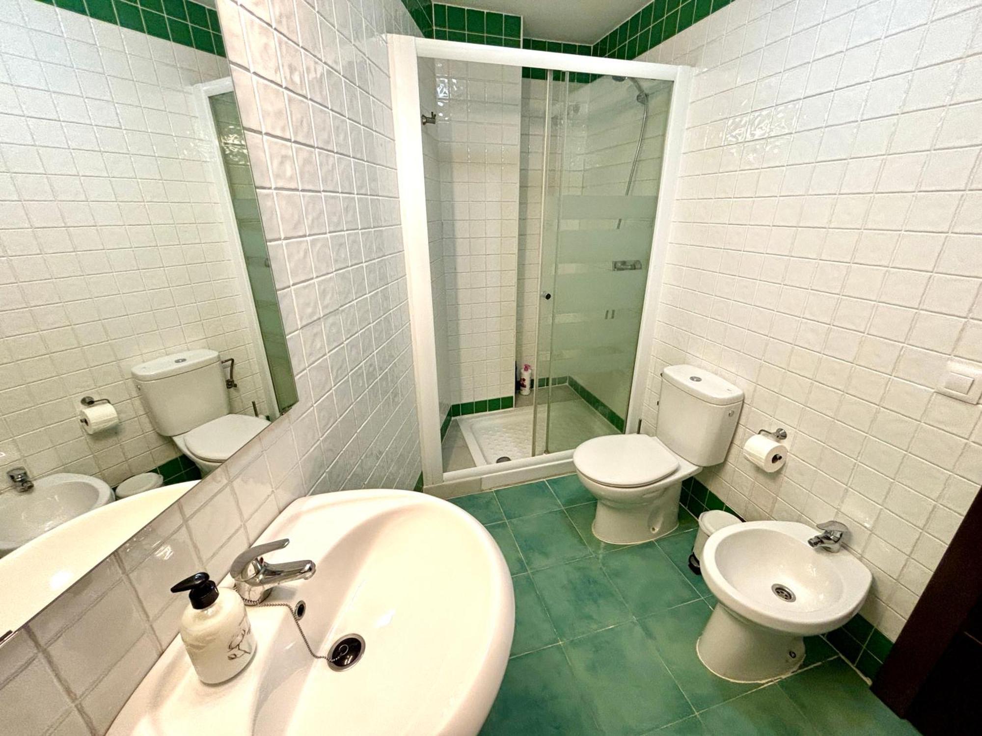 El Alcazar Apartment *